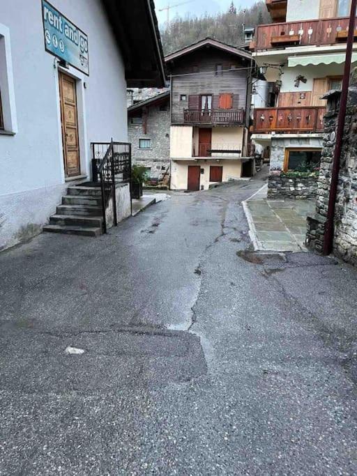 Petite Maison In Centro A Courmayeur Exterior foto